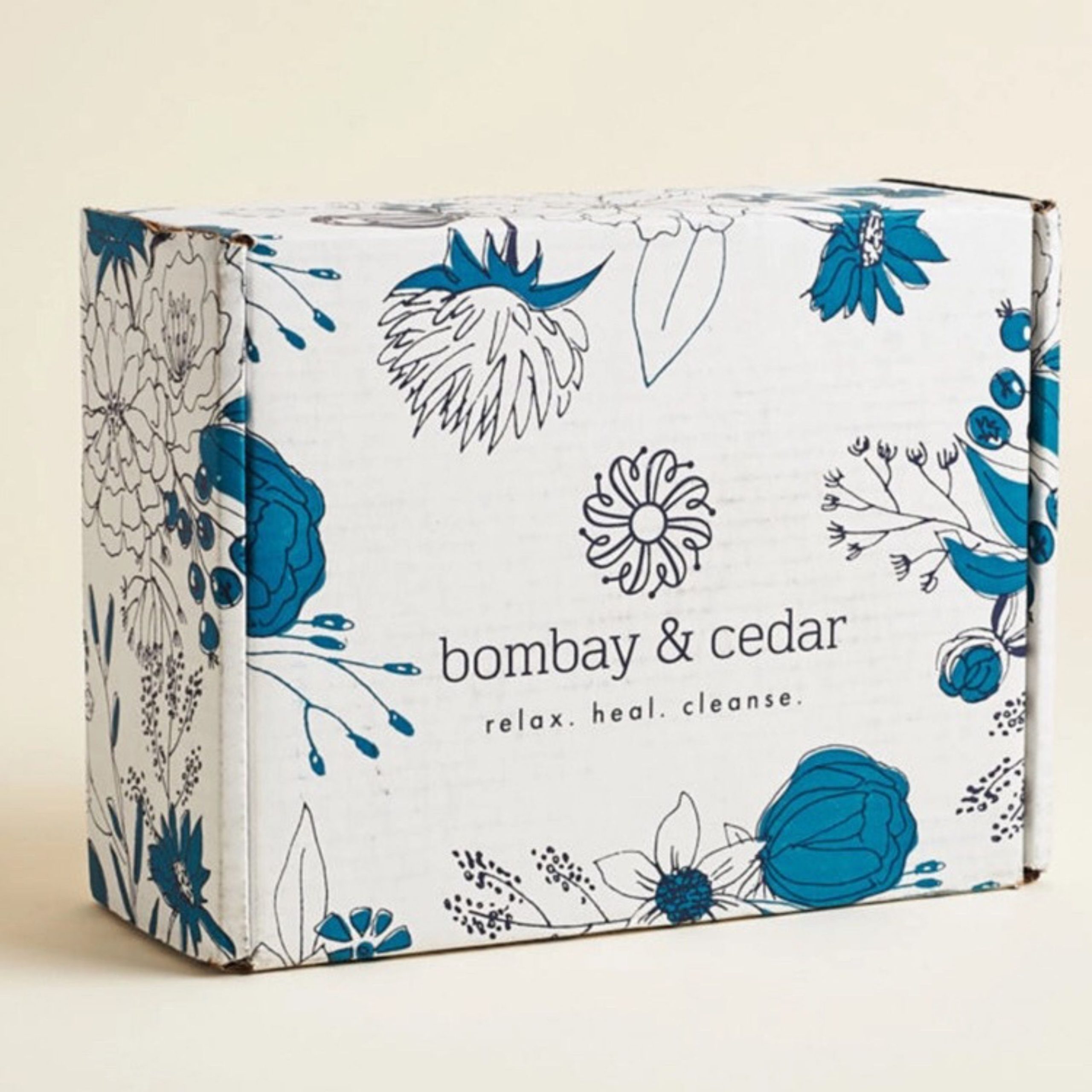 The Ultimate Guide to Custom White Mailer Packaging Boxes